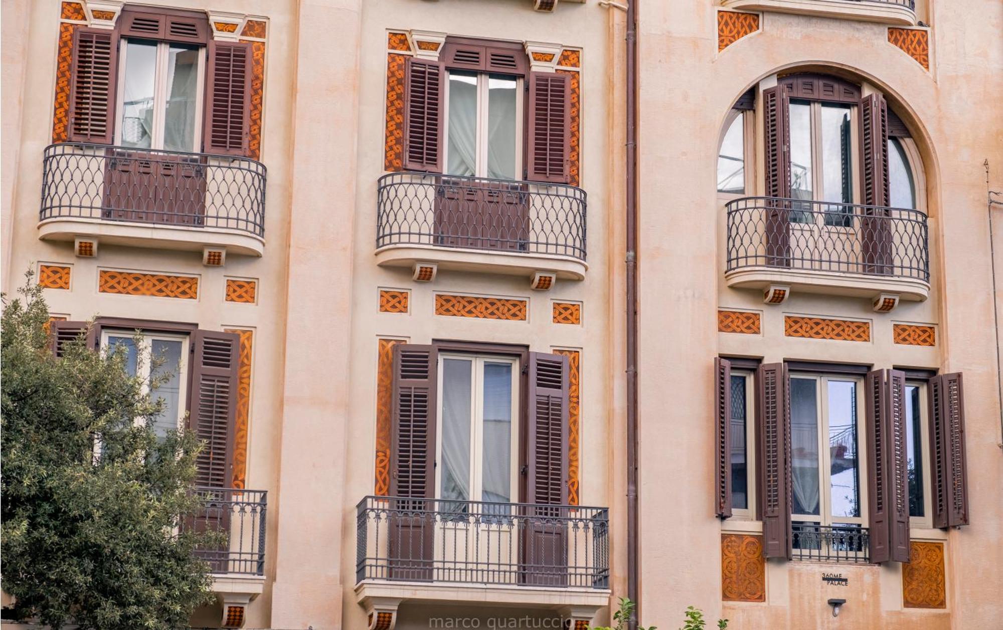 360Me Palace Messina Exterior photo