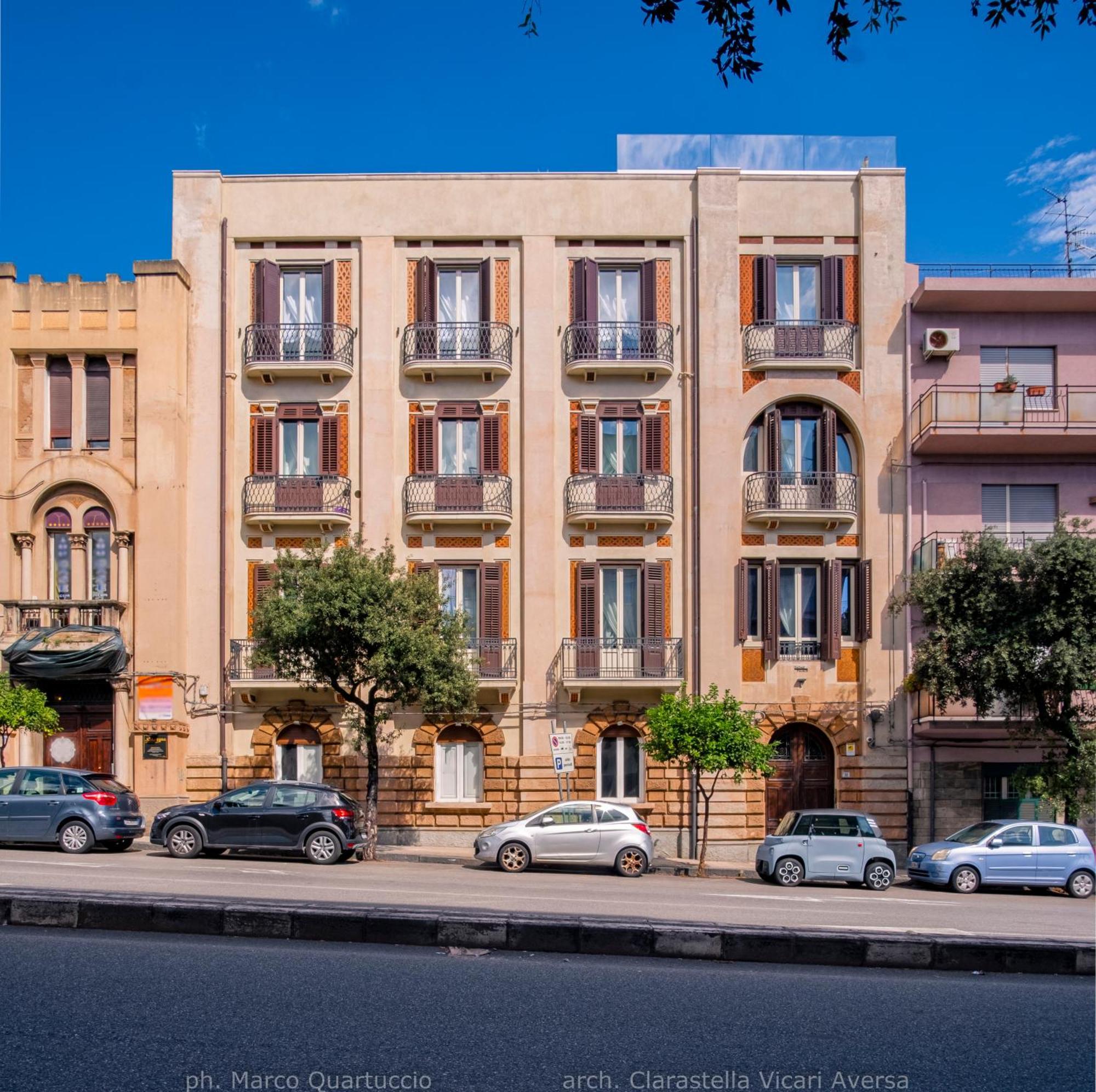 360Me Palace Messina Exterior photo